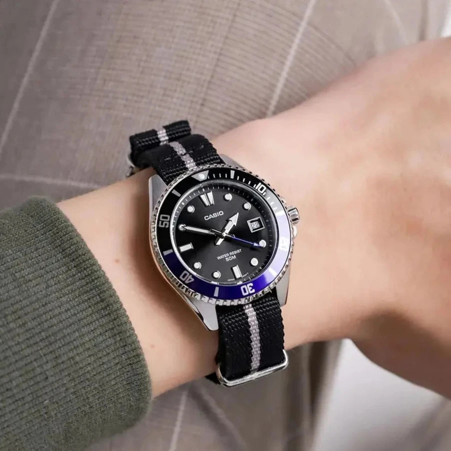 Reloj Casio Submariner MDV-10C-1A2V Unisex - Análogo