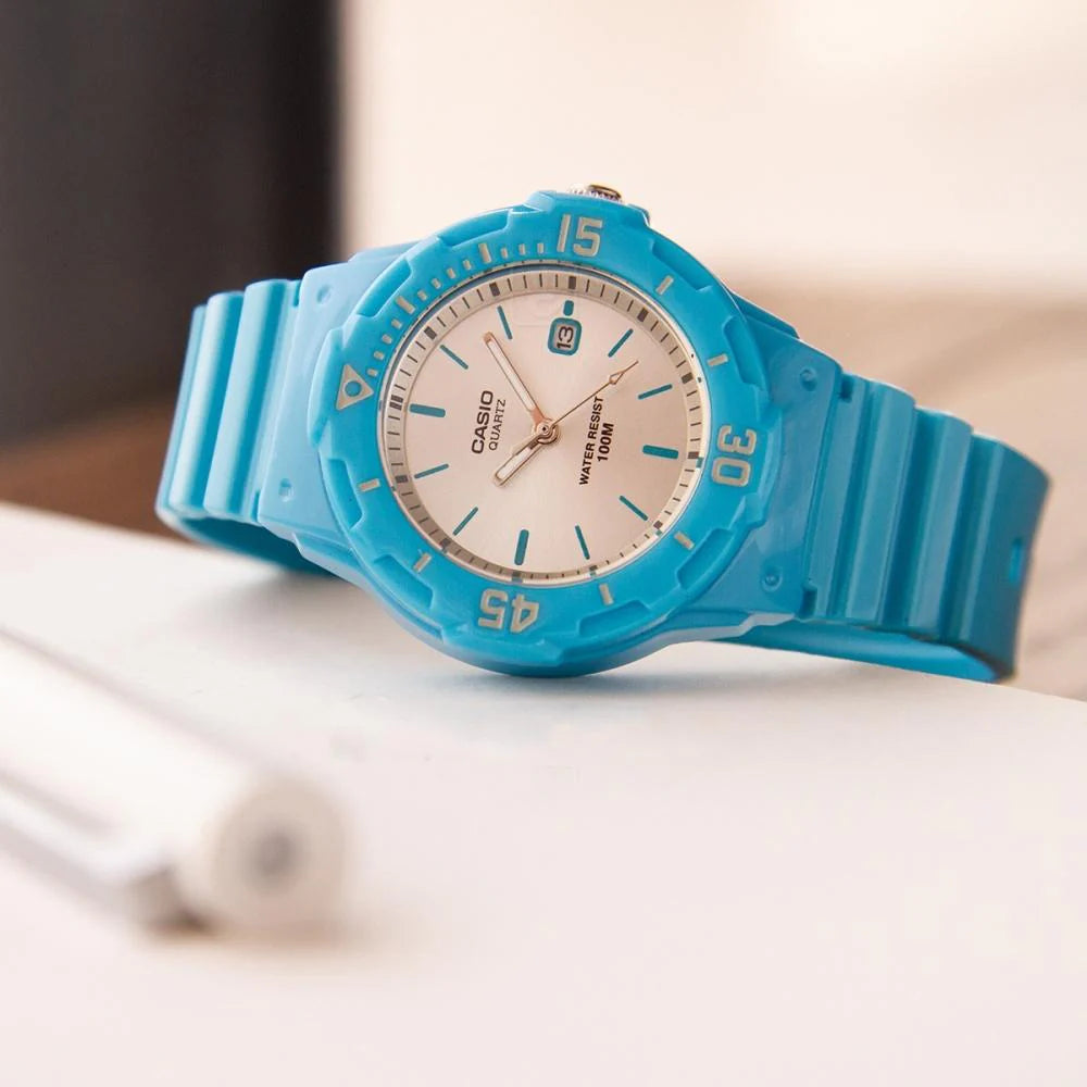 Reloj Casio LRW-200H-2E3V Mujer - Análogo