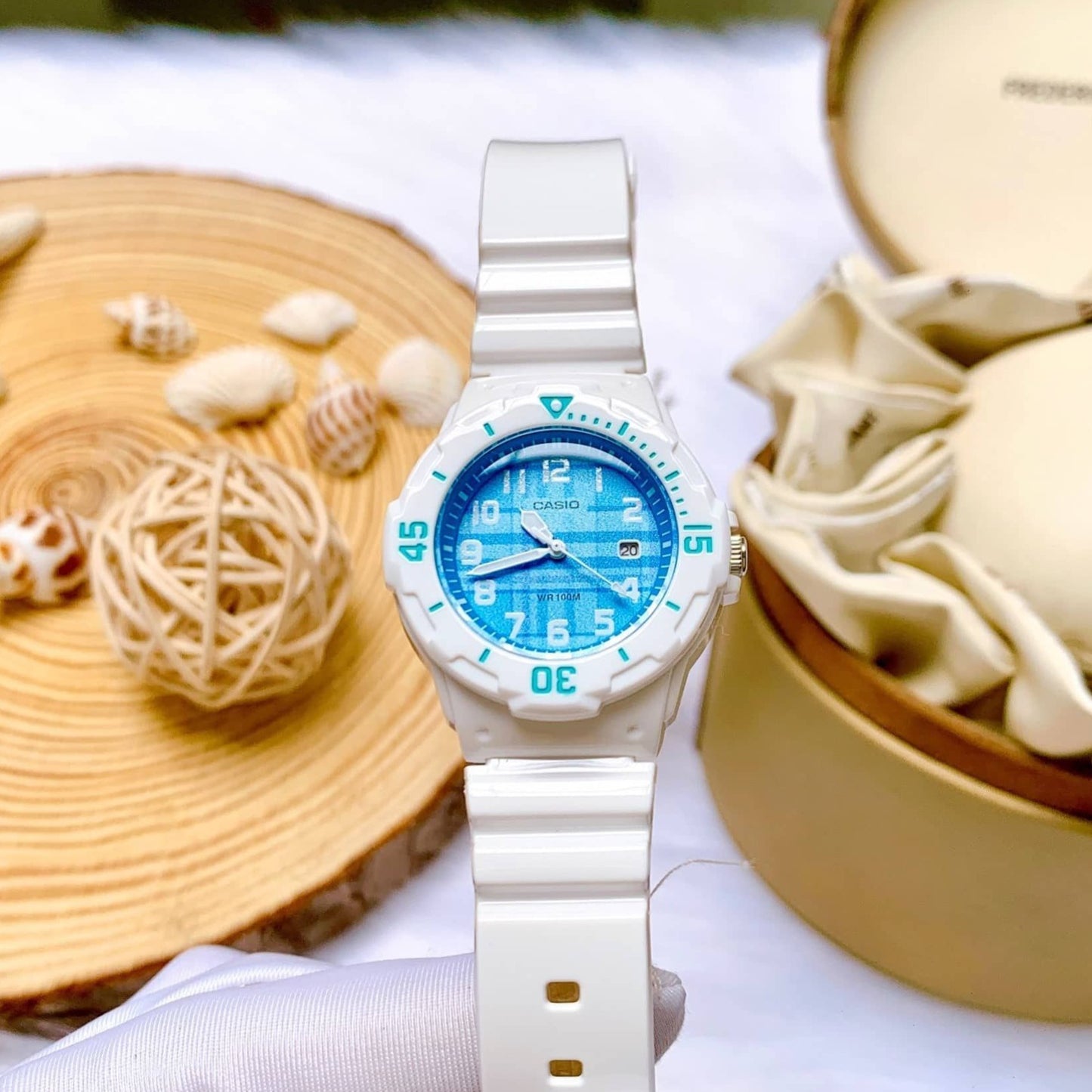 Reloj Casio LRW-200H-2CV Mujer - Análogo