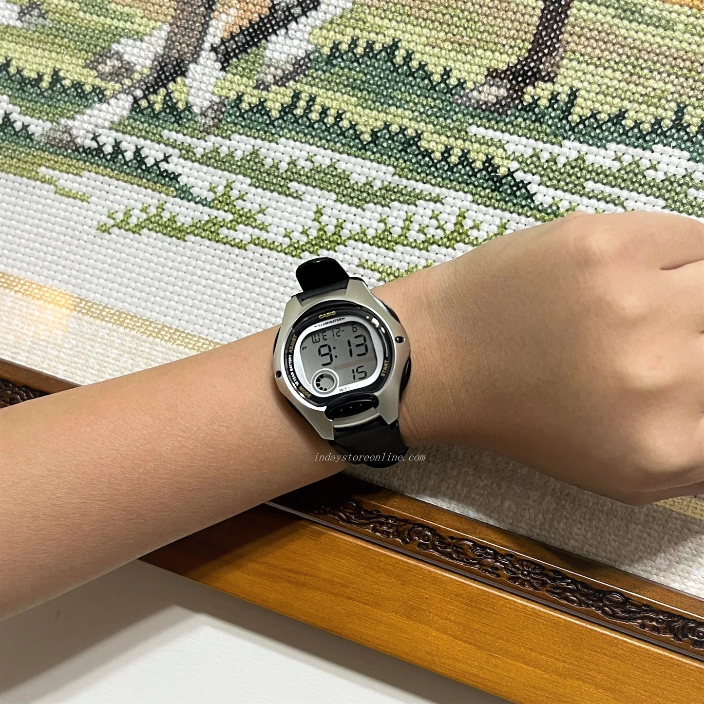 Reloj Casio LW-200-1AV Mujer - Digital