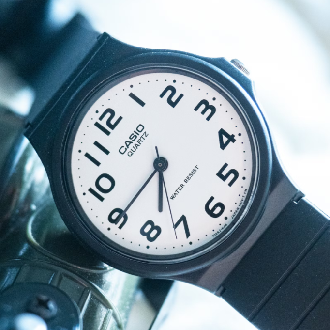 Reloj Casio MQ-24-7B2 Unisex - Análogo