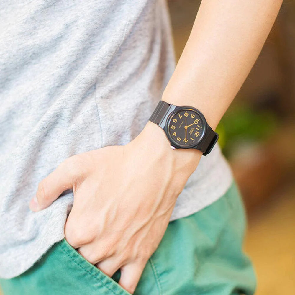 Reloj Casio MQ-24-1B2 Unisex - Análogo