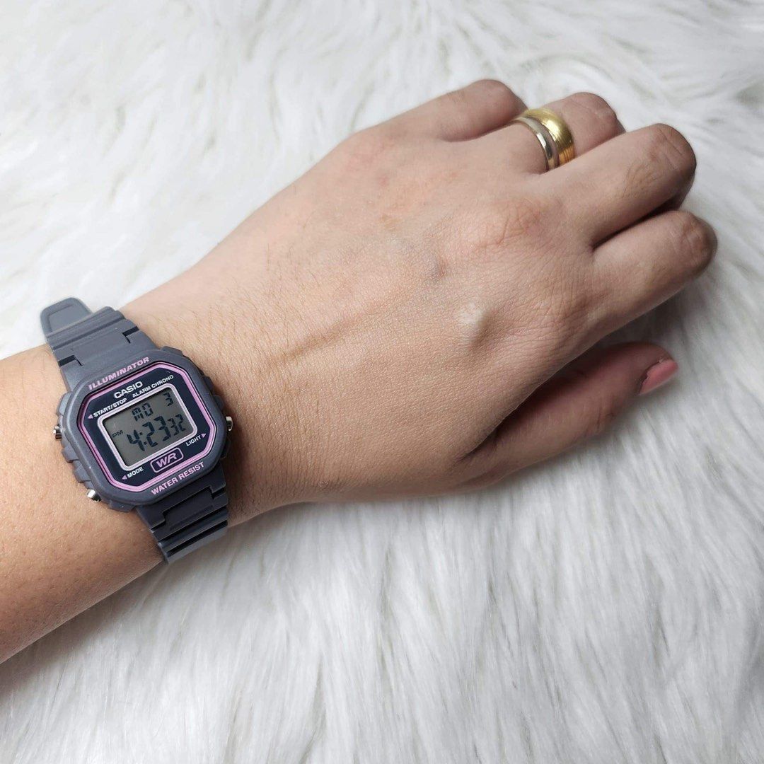 Reloj Casio LA-20WH-8A Mujer - Digital