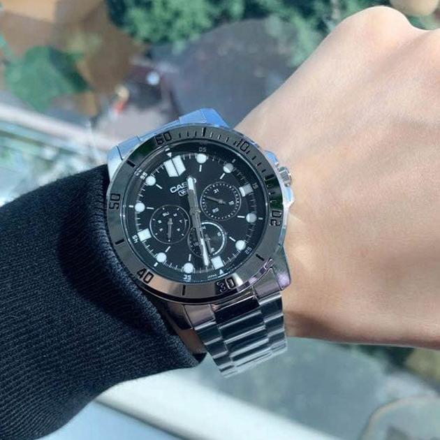 Reloj Casio MTP-VD300D-1E Hombre - Análogo