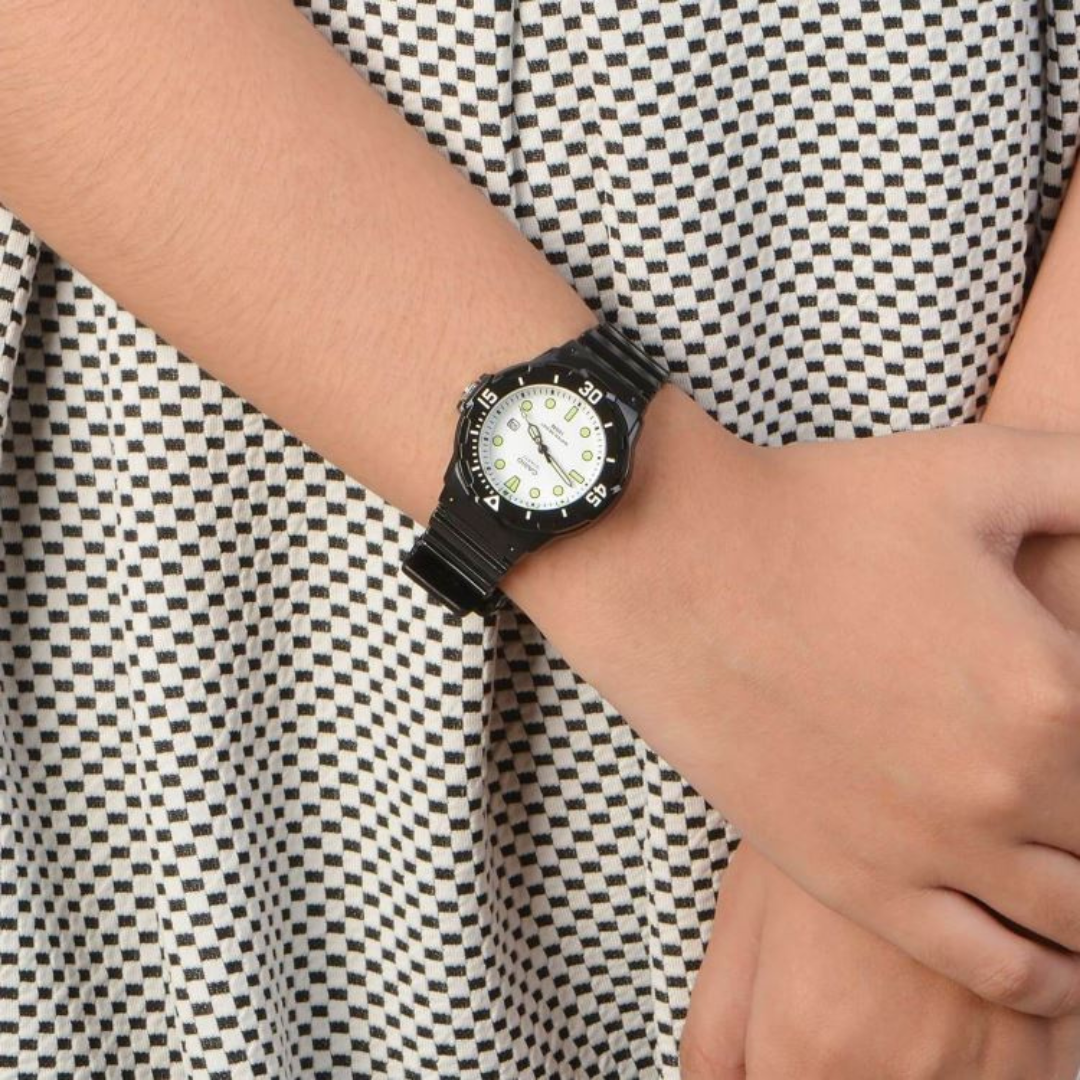 Reloj Casio LRW-200H-7E1V Mujer - Análogo