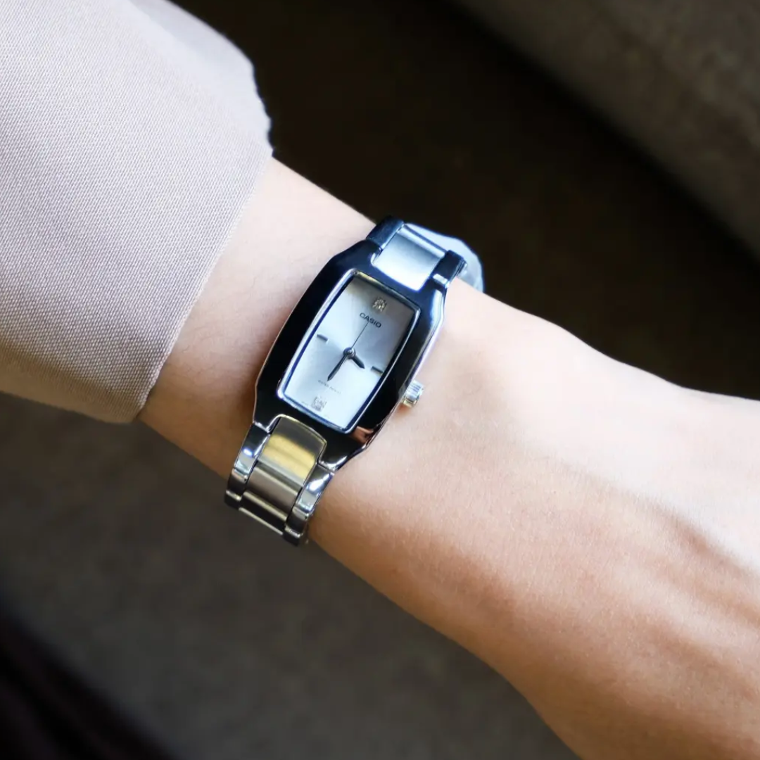Reloj Casio LTP-1165A-7C2 Mujer - Análogo