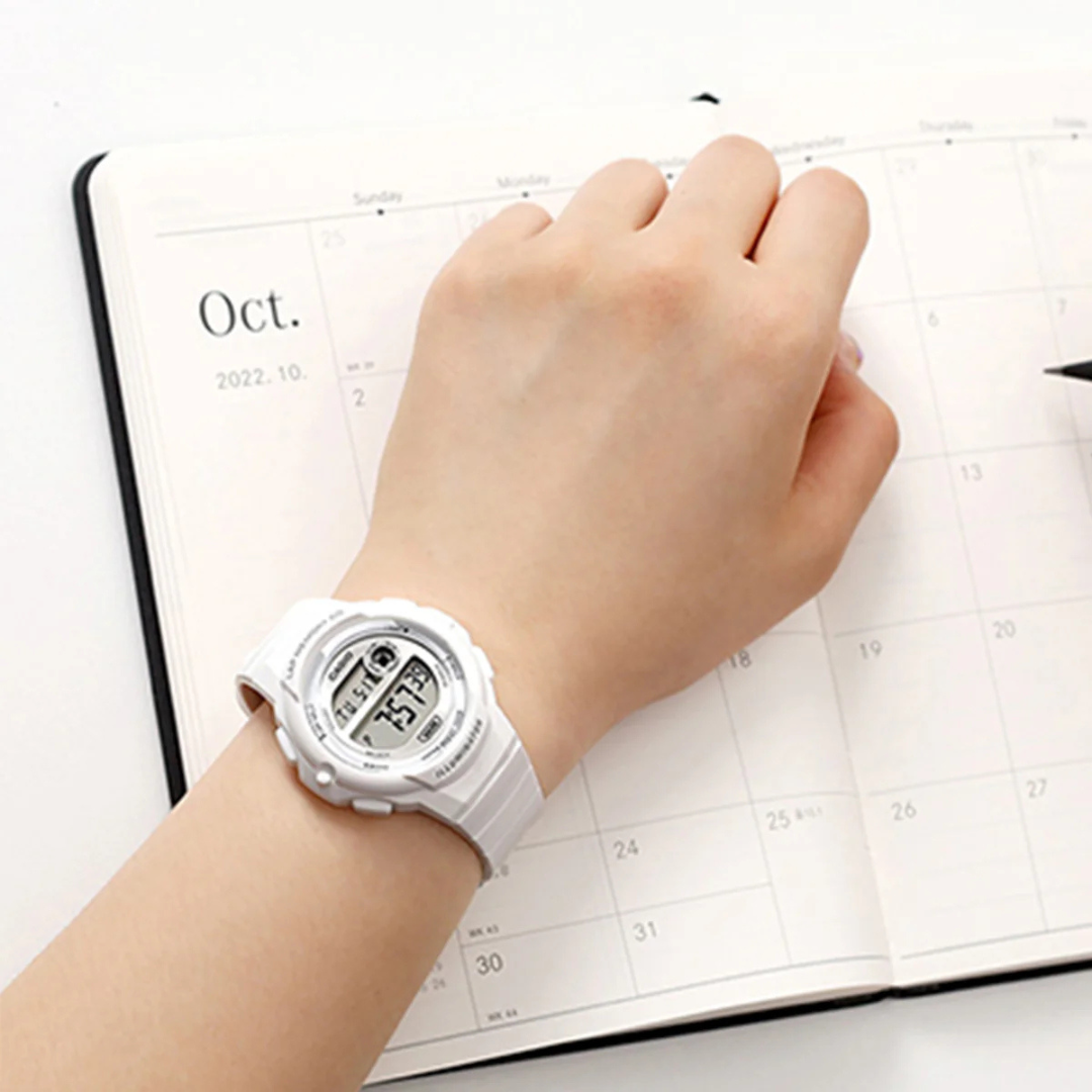 Reloj Casio LWS-1200H-7A1V Mujer - Análogo