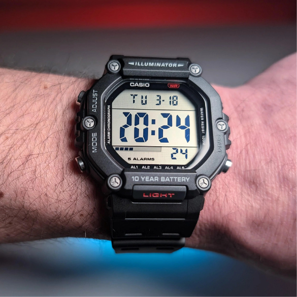 Reloj Casio AE-1600H-1AV Hombre - Digital