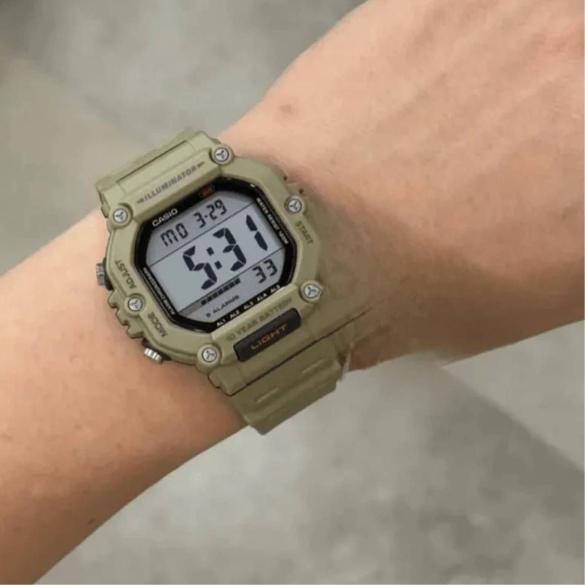 Reloj Casio AE-1600H-5AV Hombre - Digital