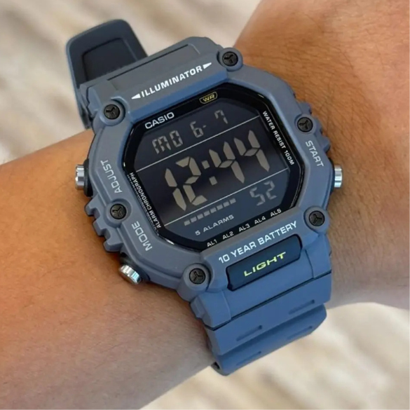Reloj Casio AE-1600H-8BV Hombre - Digital