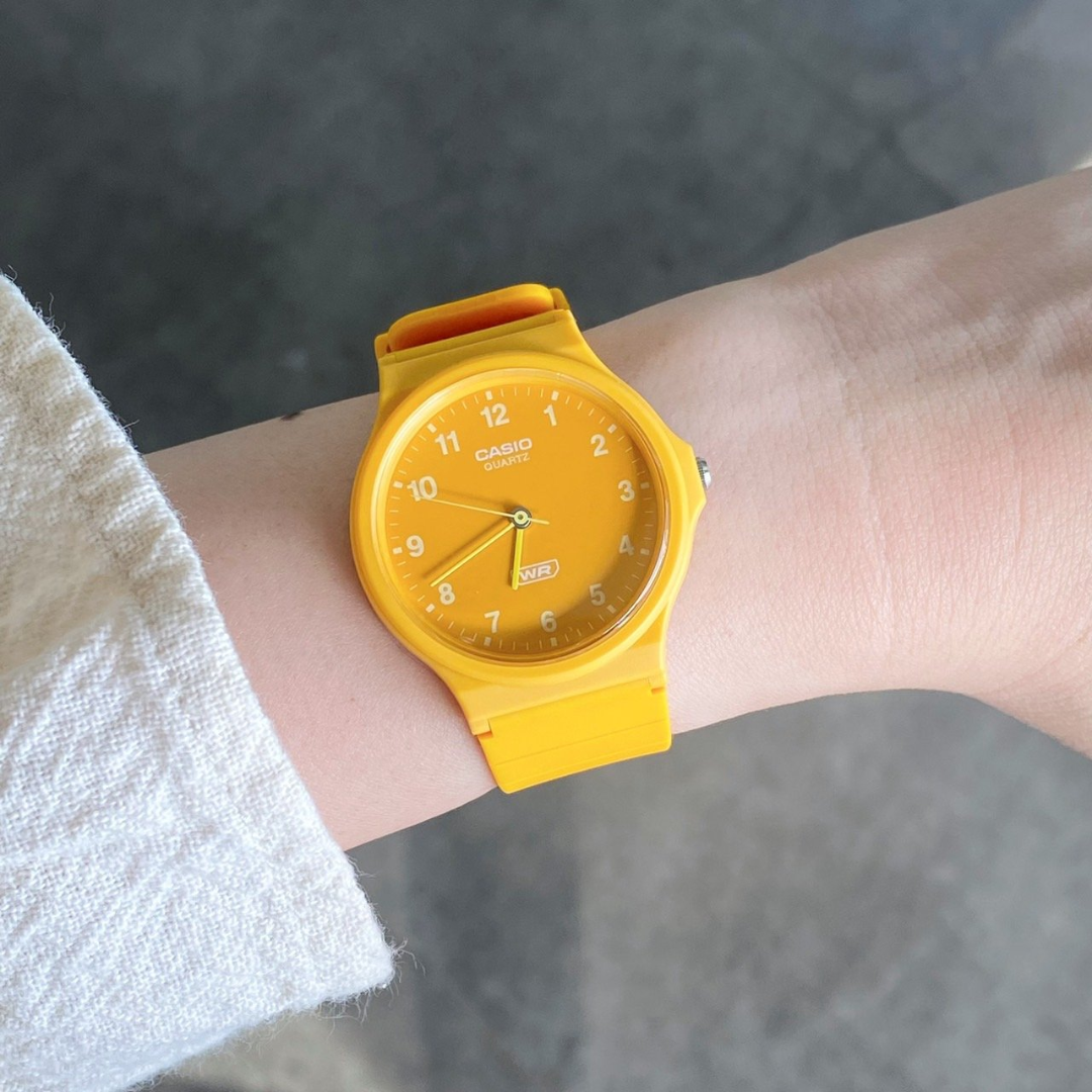 Reloj Casio MQ-24B-9B Unisex - Análogo