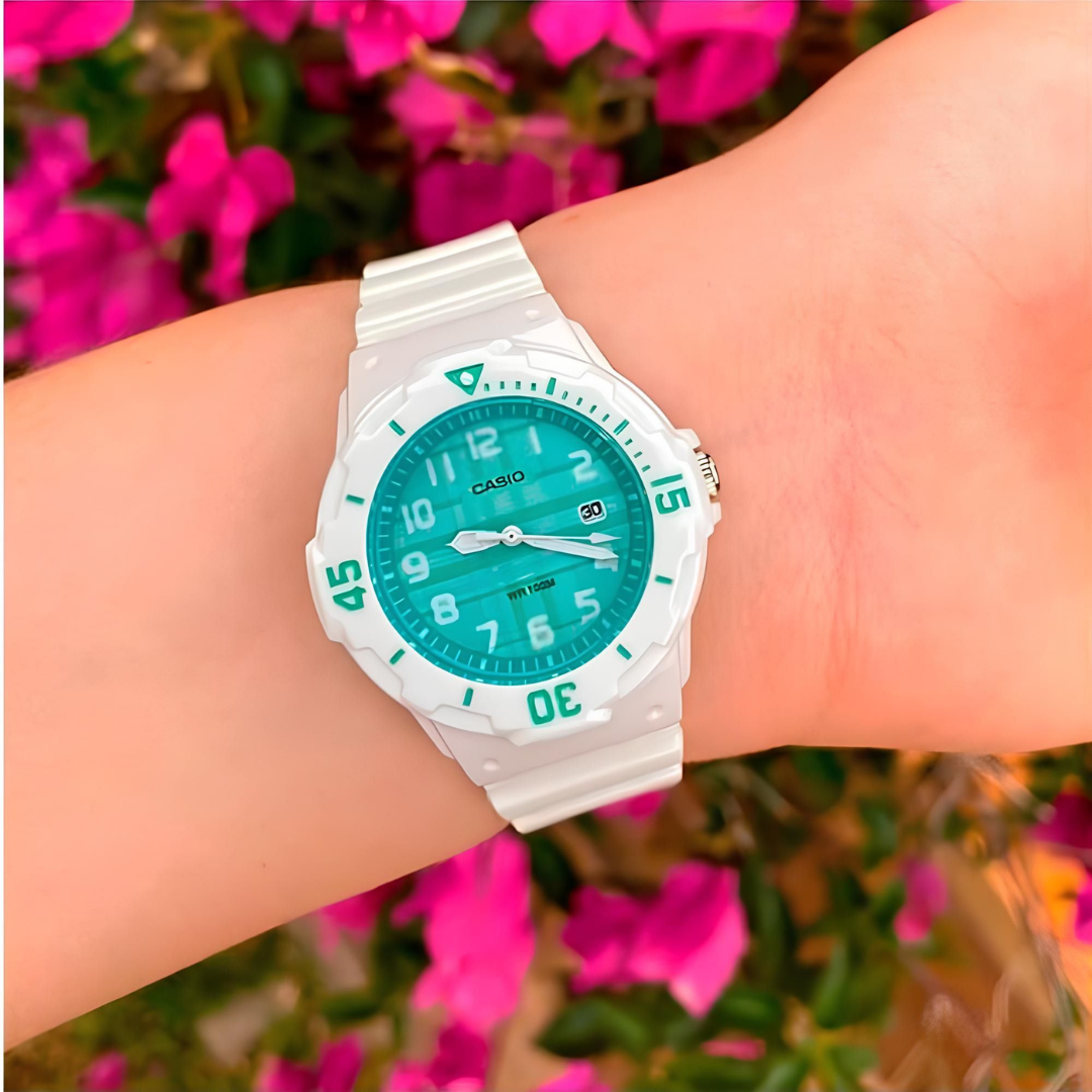 Reloj Casio LRW-200H-3CV Mujer - Análogo