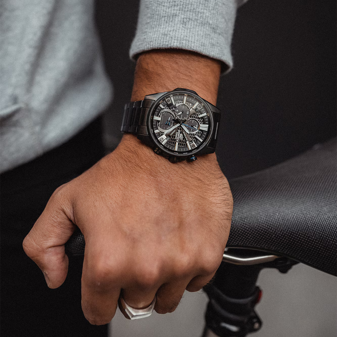 Reloj Edifice EQB-1200DC-1ADR Tough Solar Hombre - Análogo