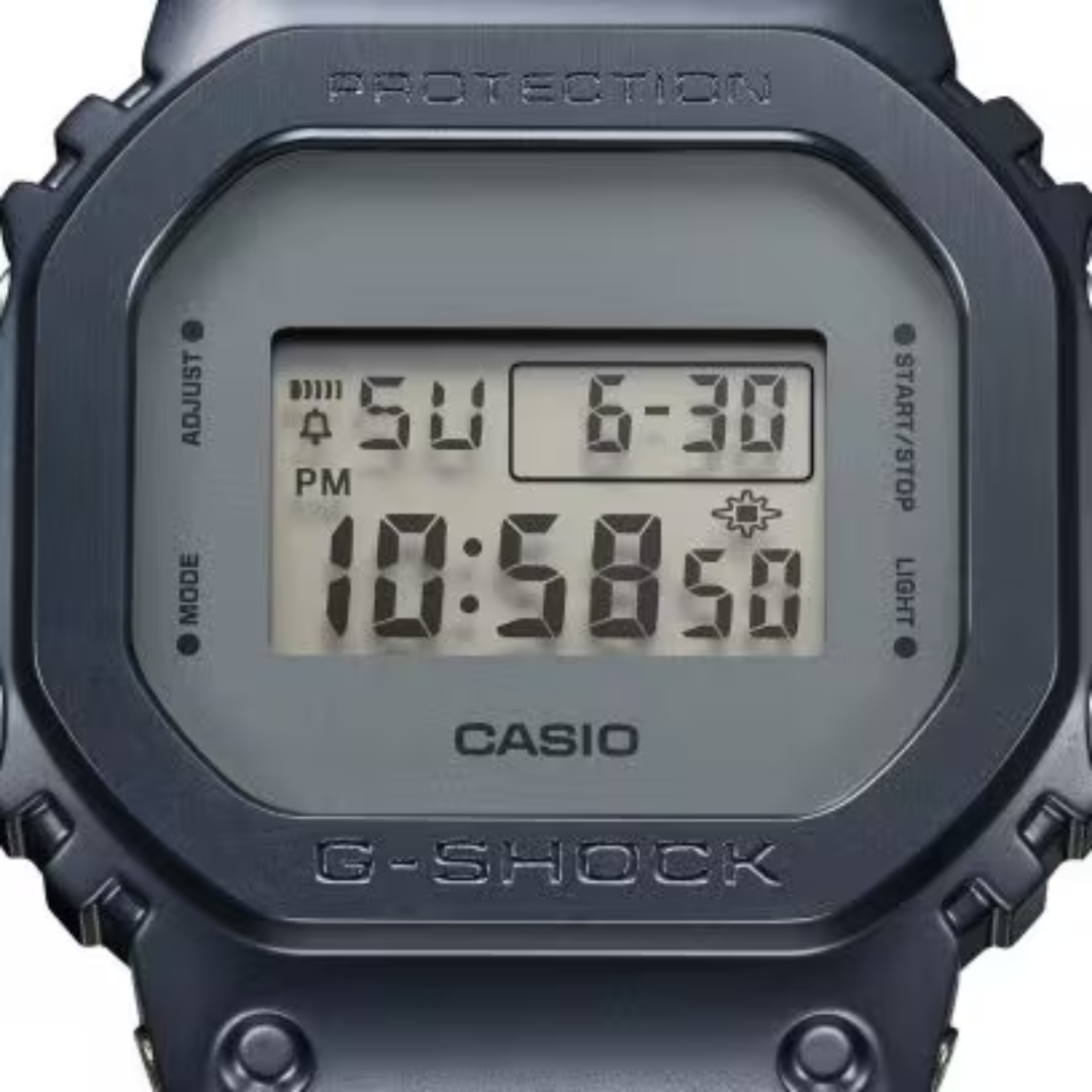 Reloj G-Shock GM-5600MF-2DR Hombre - Análogo - Relojeando Default Title G-Shock Reloj de pulsera Reloj G-Shock GM-5600MF-2DR Hombre - Análogo