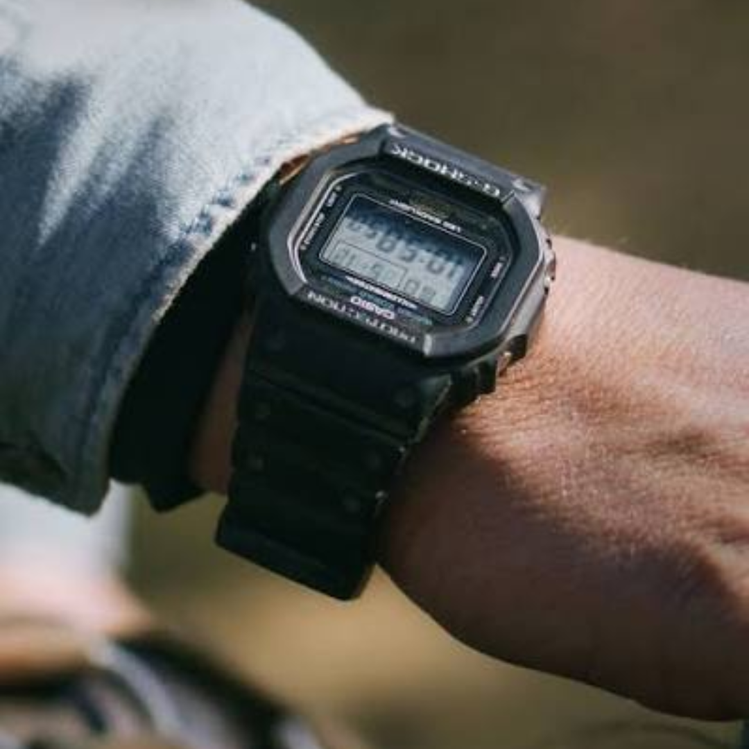 Reloj G-Shock DW-5600UE-1DR Hombre - Digital