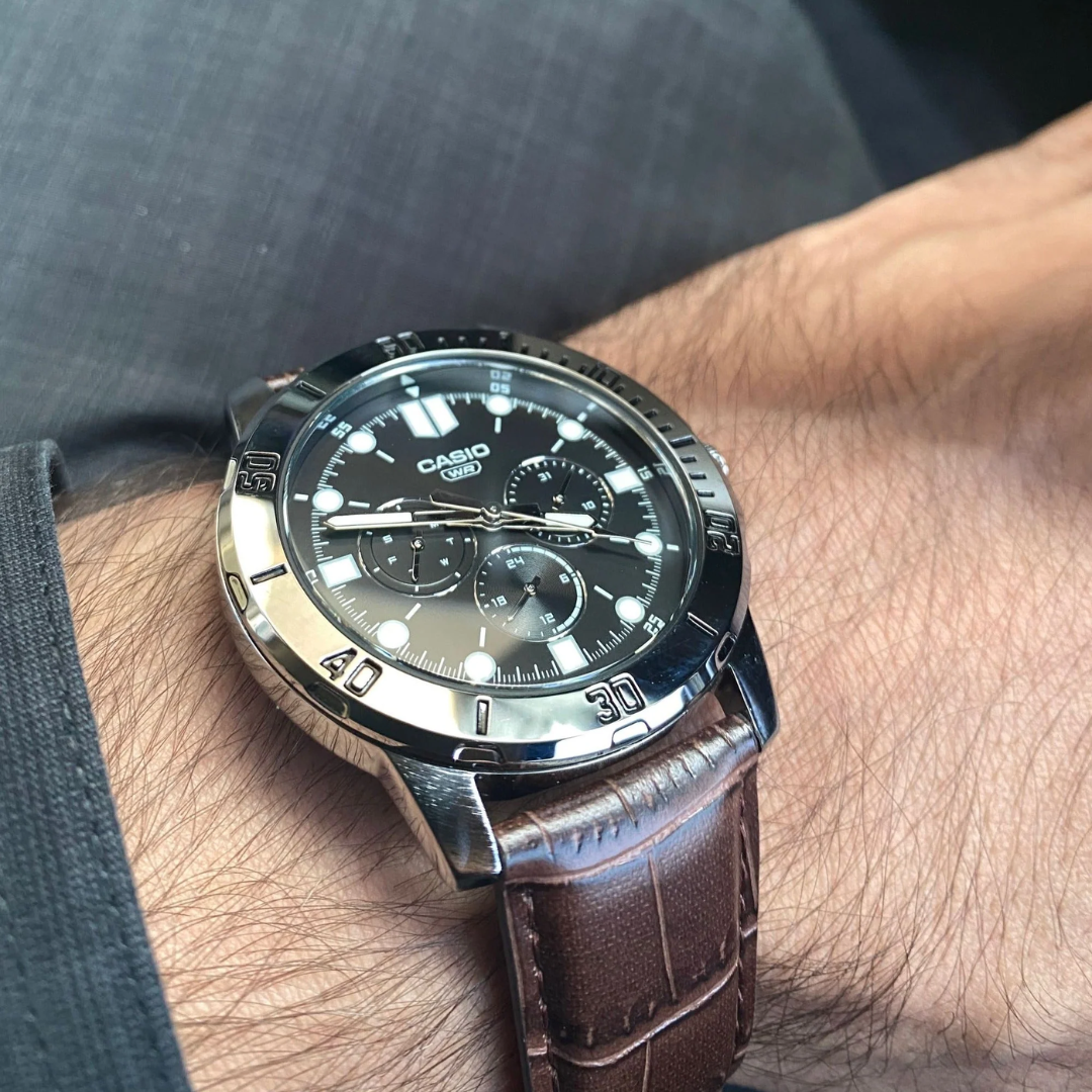 Reloj Casio MTP-VD300L-1E Hombre - Análogo