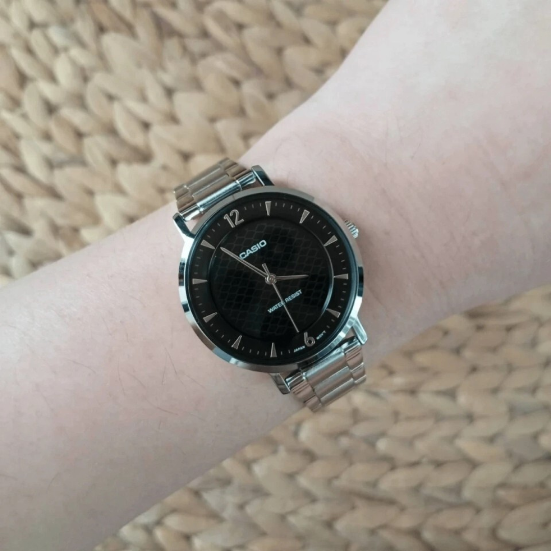 Reloj Casio LTP-VT04D-1A Mujer - Análogo