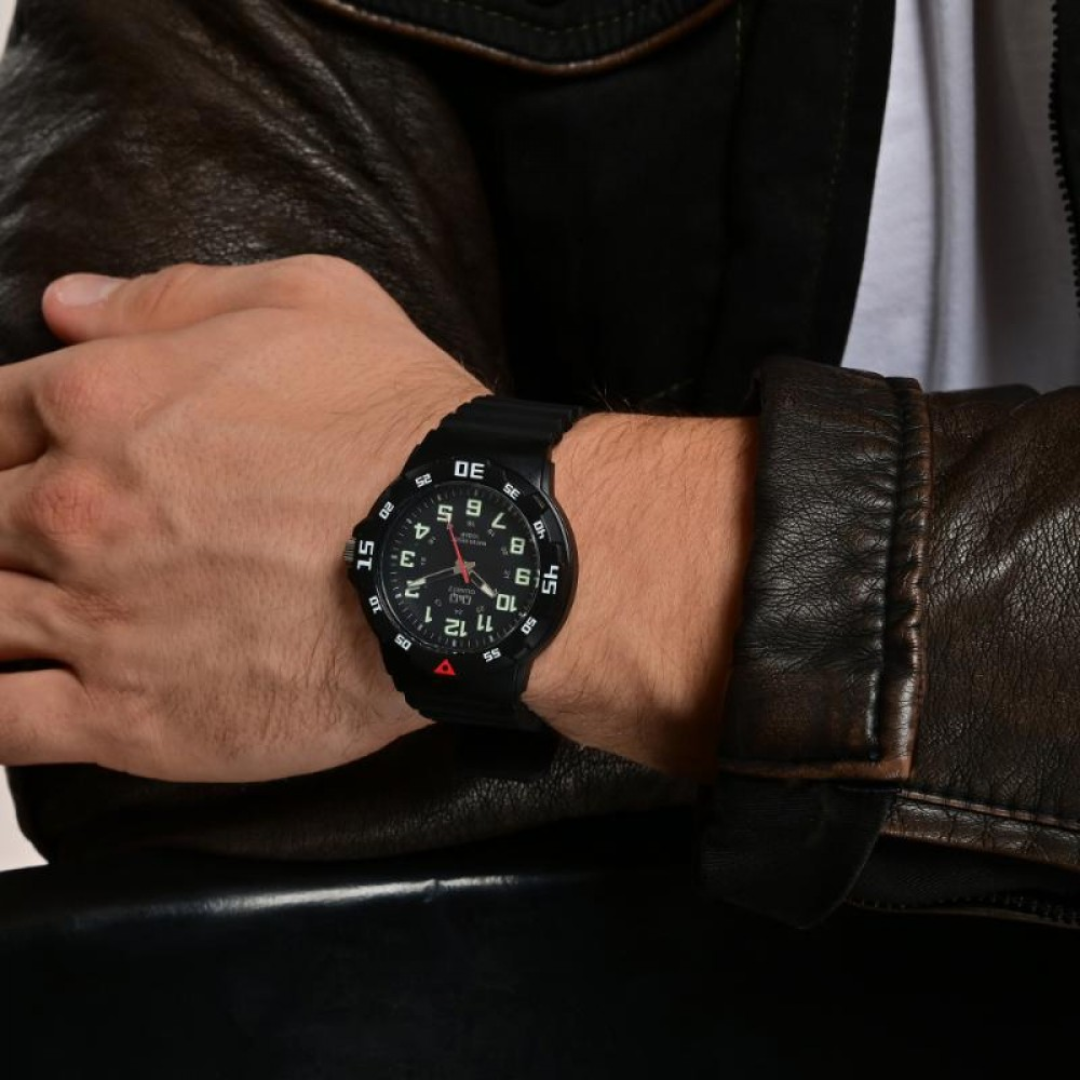 Reloj Q&Q VR18J001Y Hombre - Análogo