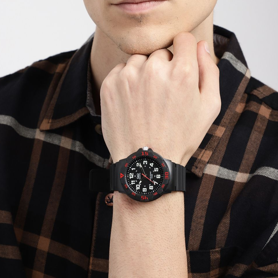 Reloj Q&Q VR18J006Y Hombre - Análogo