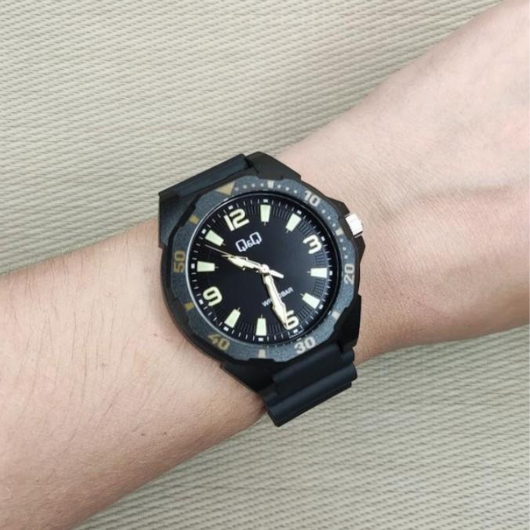 Reloj Q&Q VS44J007Y Hombre - Análogo
