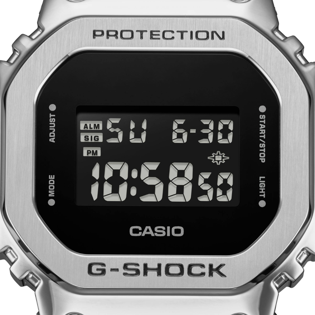Reloj G-Shock GM-5600U-1 Unisex - Digital
