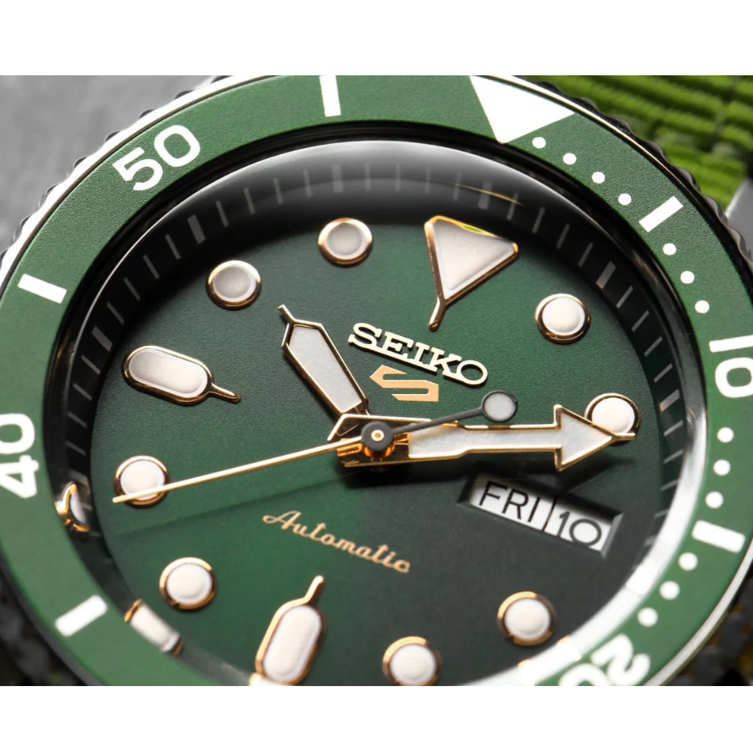 Reloj Seiko 5 Sports "Hulk" Automático SRPD63 Hombre - Análogo