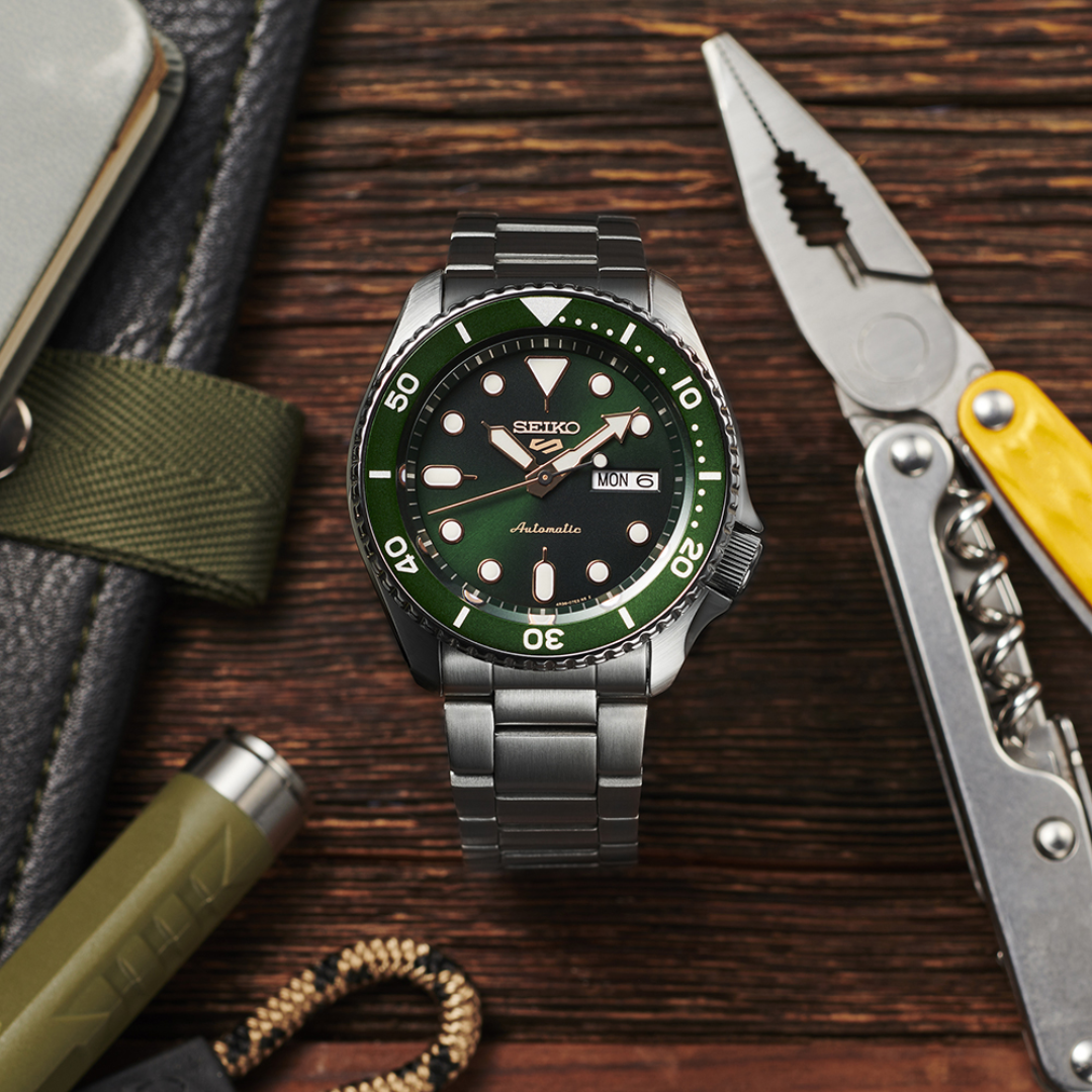 Reloj Seiko 5 Sports "Hulk" Automático SRPD63 Hombre - Análogo