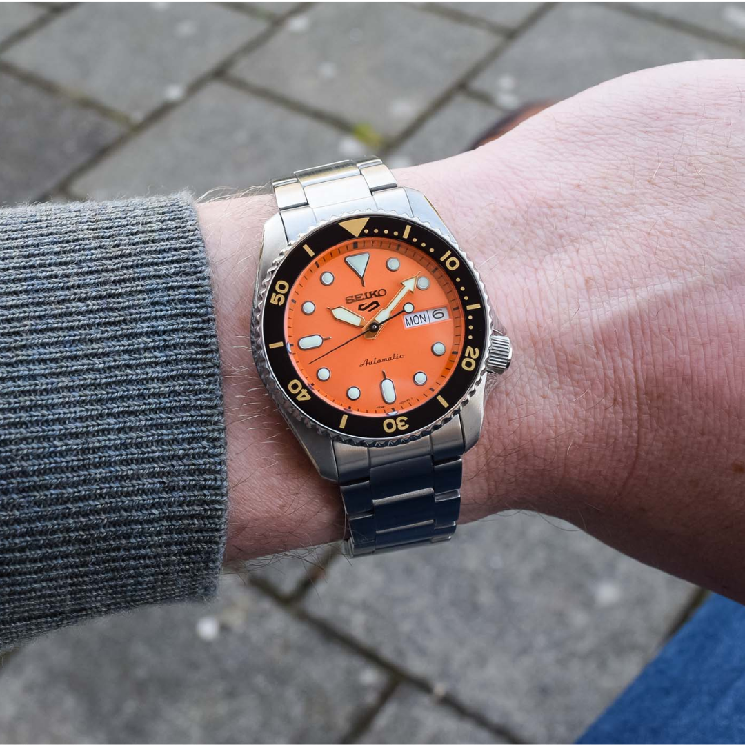 Reloj Seiko 5 Sports "Midi" Automático SRPK35 Hombre - Análogo