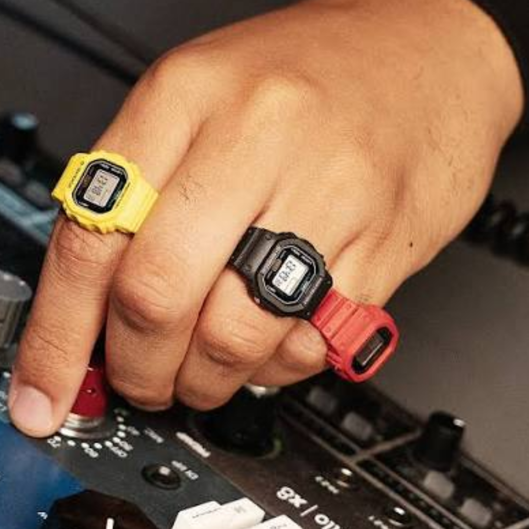 Reloj Anillo G-Shock Nano DWN-5600-9 Unisex- Digital