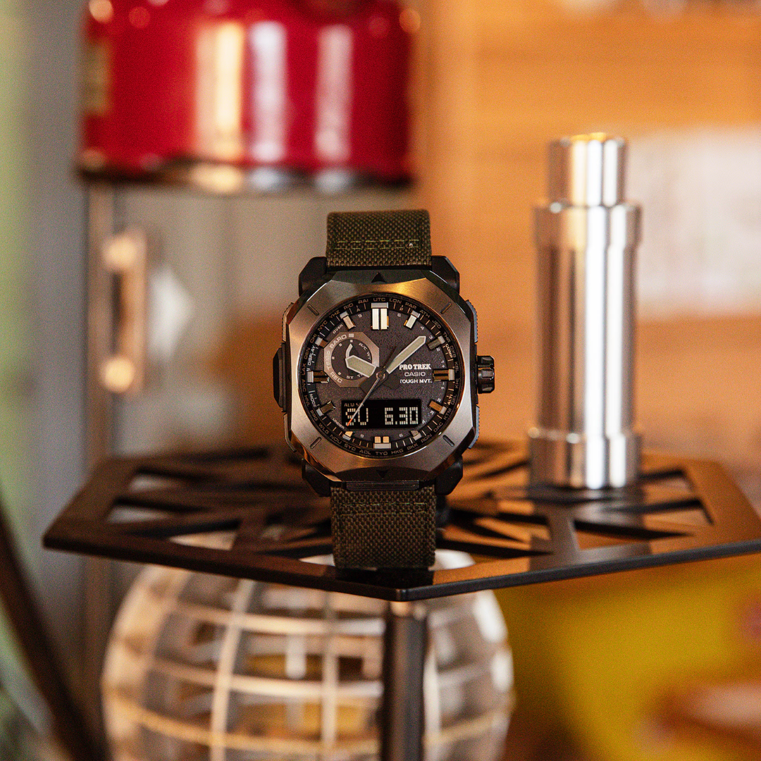 Reloj Pro-Trek Tough Solar PRW-6900YB-3D Multi Band 6 Triple Sensor Hombre - Digital